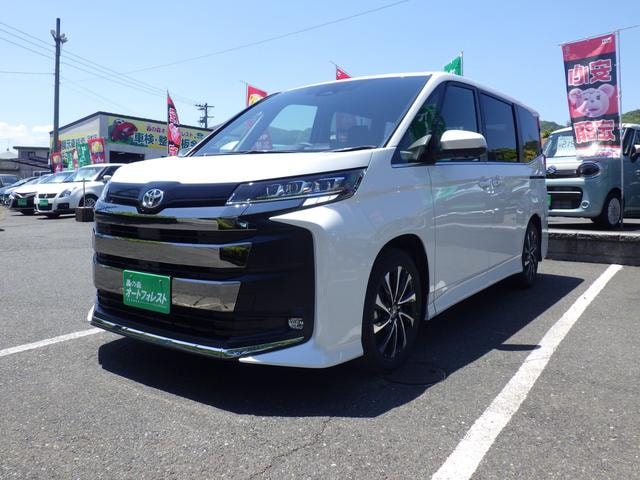 Toyota NOAH 2026 — фото автомобиля