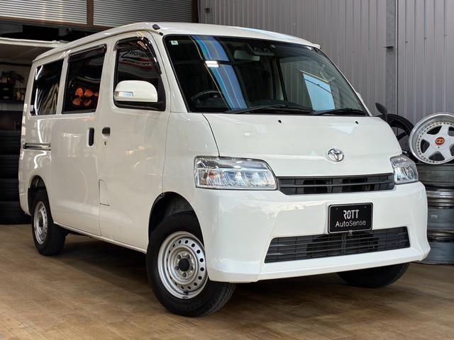 Toyota TOWNACE VAN 2021 — фото автомобиля 1