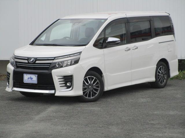 Toyota VOXY 2017 — фото автомобиля 1