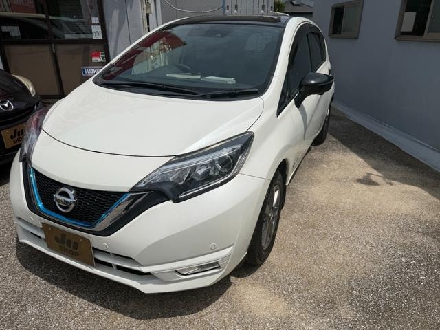 Nissan NOTE 2018 — фото автомобиля 1