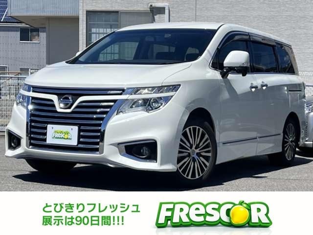 Nissan ELGRAND 2018 — фото автомобиля