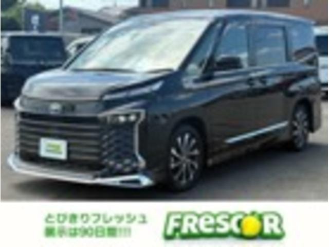 Toyota VOXY 2023 — фото автомобиля 1