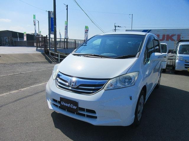 Honda FREED 2013 — фото автомобиля 1