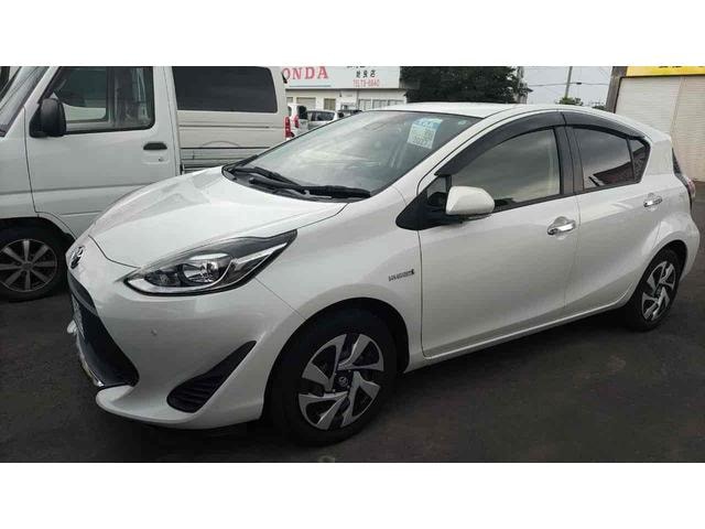 Toyota AQUA 2019 — фото автомобиля 1