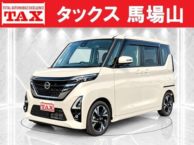 Nissan ROOX 2023 — фото автомобиля