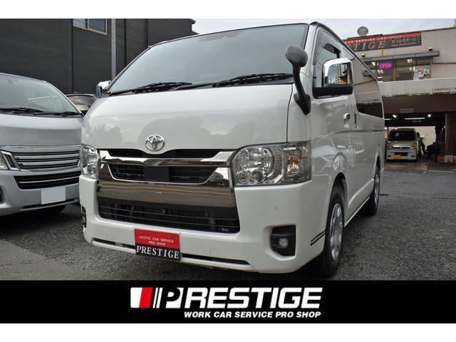 Toyota HIACE VAN 2024 — фото автомобиля