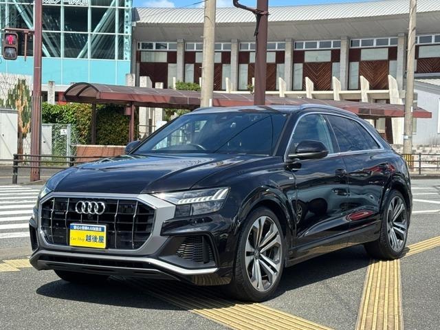 Audi Q8 2019 — фото автомобиля 1