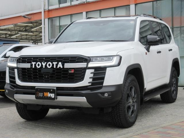 Toyota LAND CRUISER 2024 — фото автомобиля