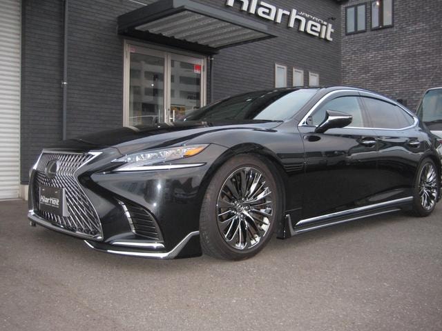Lexus LS 2018 — фото автомобиля