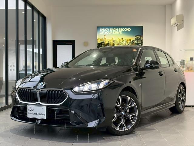Bmw 1 SERIES 2026 — фото автомобиля