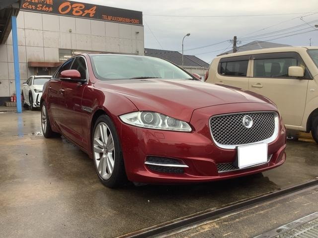 Jaguar XJ 2013 — фото автомобиля