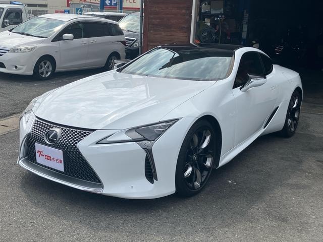 Lexus LC 2017 — фото автомобиля