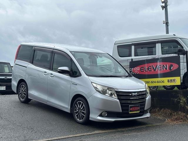 Toyota NOAH 2016 — фото автомобиля 1