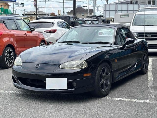 Mazda ROADSTER 1999 — фото автомобиля 1