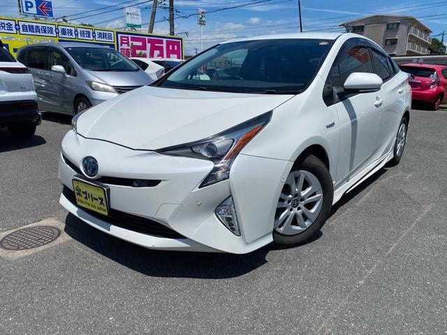 Toyota PRIUS 2016 — фото автомобиля 1