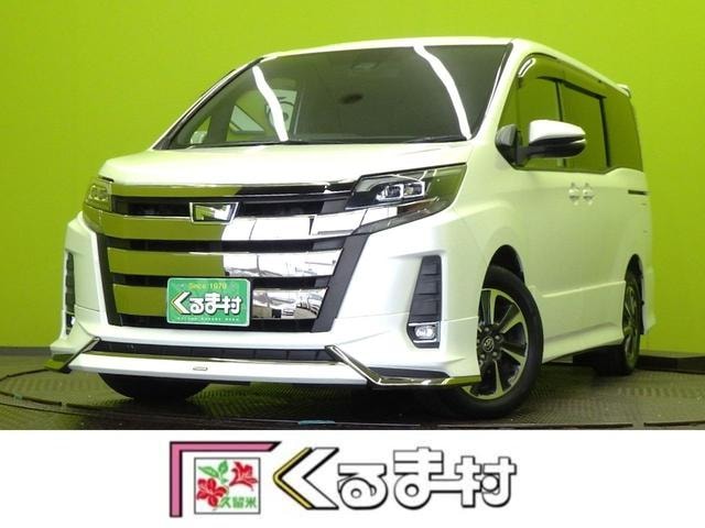 Toyota NOAH 2017 — фото автомобиля 1