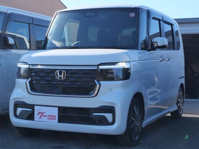 Honda N-BOX CUSTOM 2024 — фото автомобиля 1
