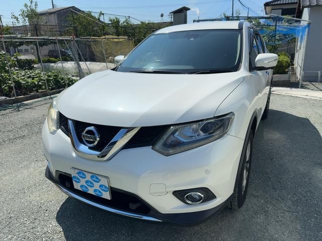 Nissan X-TRAIL 2017 — фото автомобиля 1