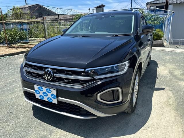 Volkswagen T-ROC 2023 — фото автомобиля 1