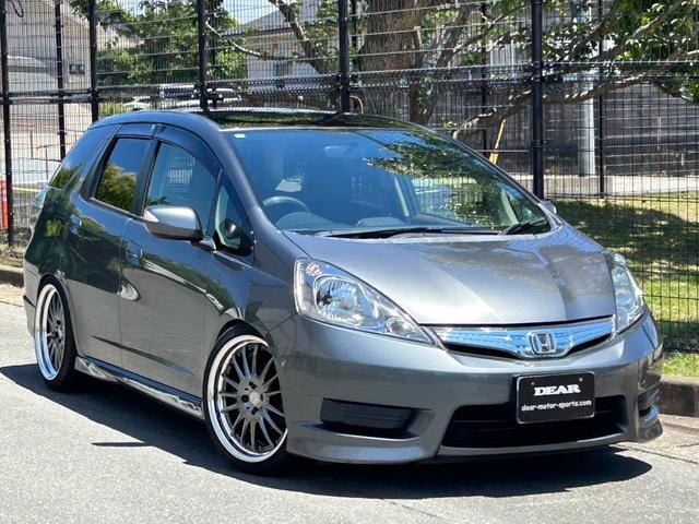 Honda FIT SHUTTLE HYBRID 2012 — фото автомобиля