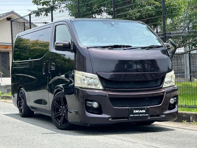 Nissan NV350CARAVAN VAN 2013 — фото автомобиля 1