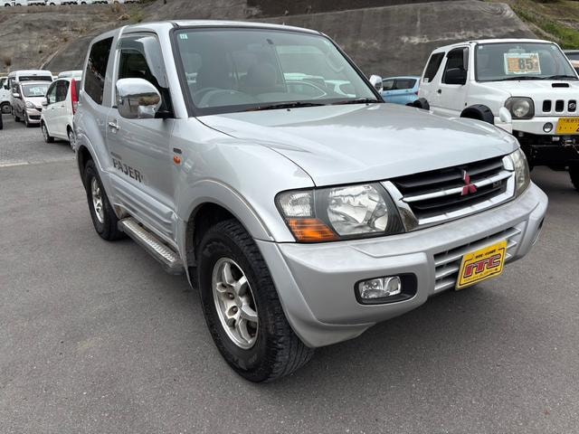 Mitsubishi PAJERO 1999 — фото автомобиля