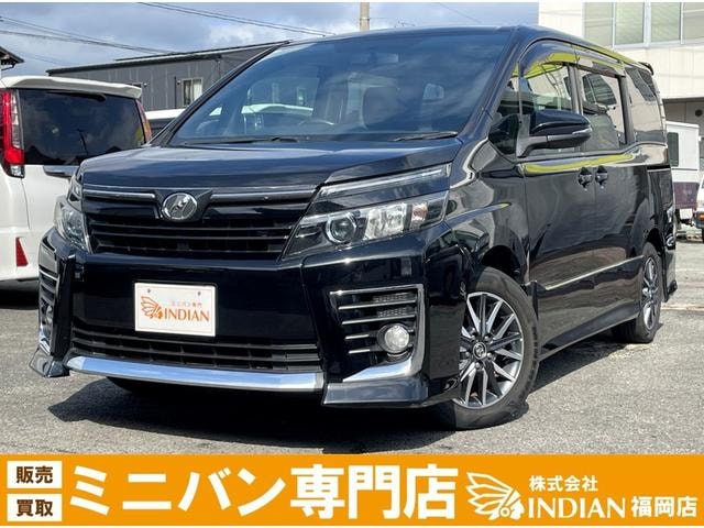 Toyota VOXY 2014 — фото автомобиля 1