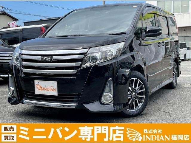 Toyota NOAH 2014 — фото автомобиля 1