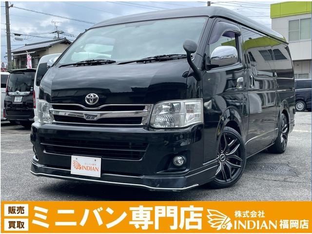 Toyota HIACE WAGON 2011 — фото автомобиля