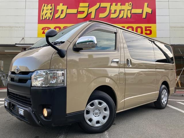 Toyota HIACE VAN 2019 — фото автомобиля 1