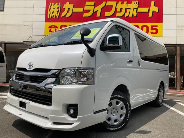 Toyota HIACE VAN 2024 — фото автомобиля 1