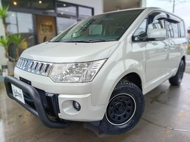 Mitsubishi DELICA D:5 2009 — фото автомобиля