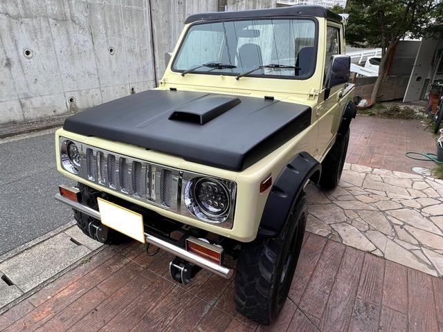 Suzuki JIMNY 1993 — фото автомобиля 1