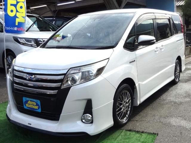 Toyota NOAH 2016 — фото автомобиля 1