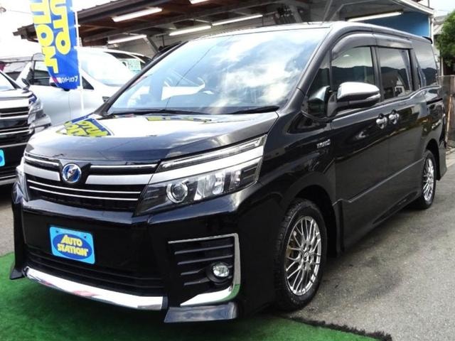 Toyota VOXY 2017 — фото автомобиля 1