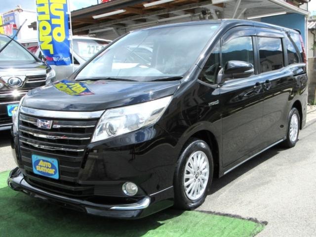 Toyota NOAH 2015 — фото автомобиля 1