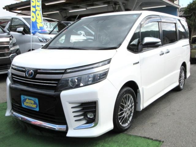 Toyota VOXY 2017 — фото автомобиля
