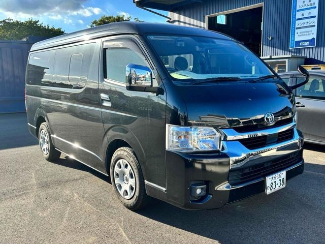 Toyota HIACE WAGON 2022 — фото автомобиля 1