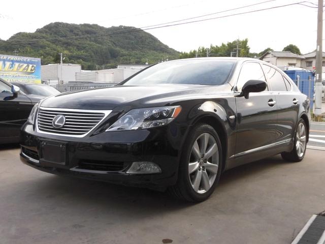 Lexus LS 2008 — фото автомобиля 1