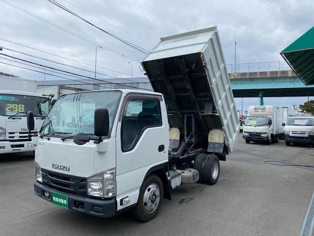 Isuzu ELF TRUCK 2015 — фото автомобиля 1