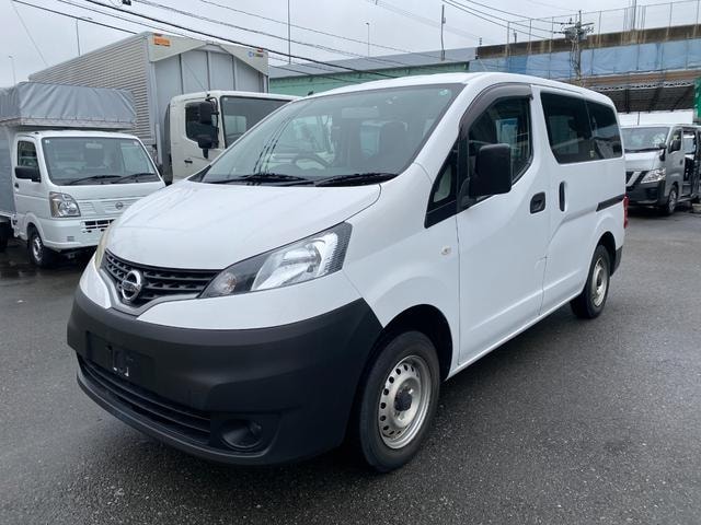 Nissan NV200 VANETTE VAN 2018 — фото автомобиля