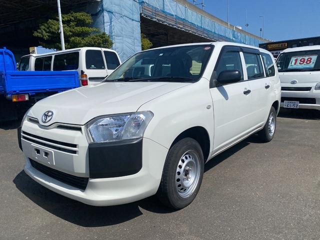 Toyota PROBOX 2018 — фото автомобиля 1