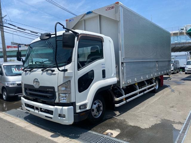 Ud Trucks CONDOR 2019 — фото автомобиля