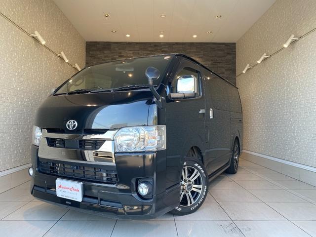 Toyota HIACE VAN 2021 — фото автомобиля 1