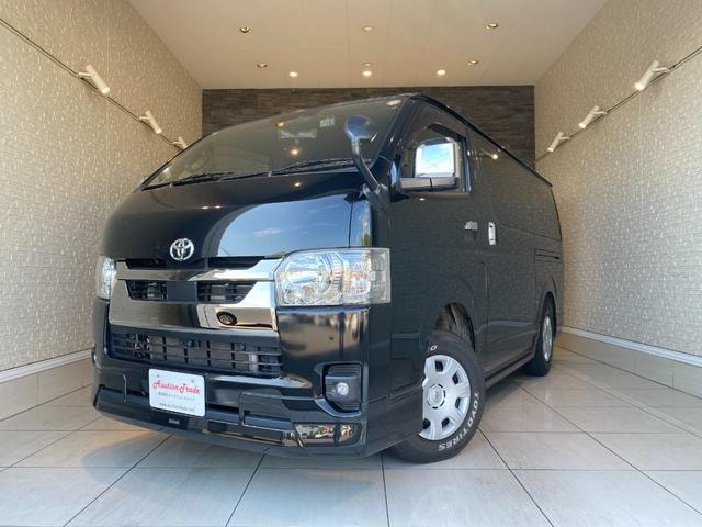Toyota HIACE VAN 2022 — фото автомобиля 1