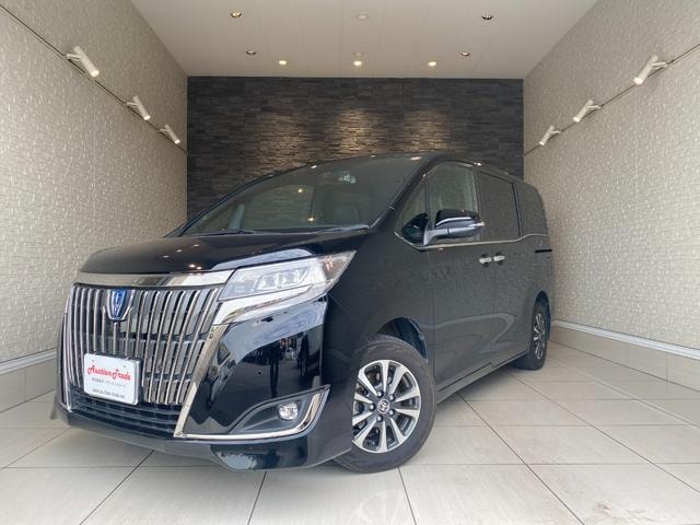 Toyota ESQUIRE 2020 — фото автомобиля 1