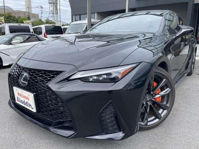 Lexus IS 2021 — фото автомобиля 1