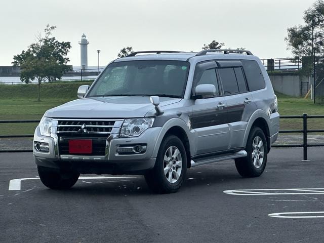 Mitsubishi PAJERO 2019 — фото автомобиля