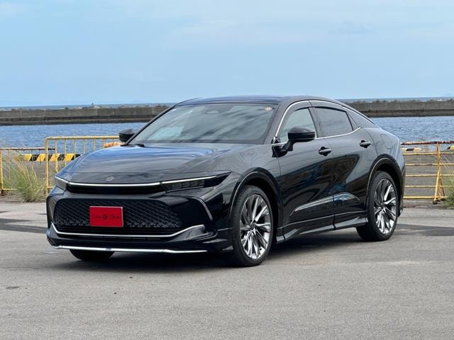 Toyota CROWN CROSSOVER 2022 — фото автомобиля
