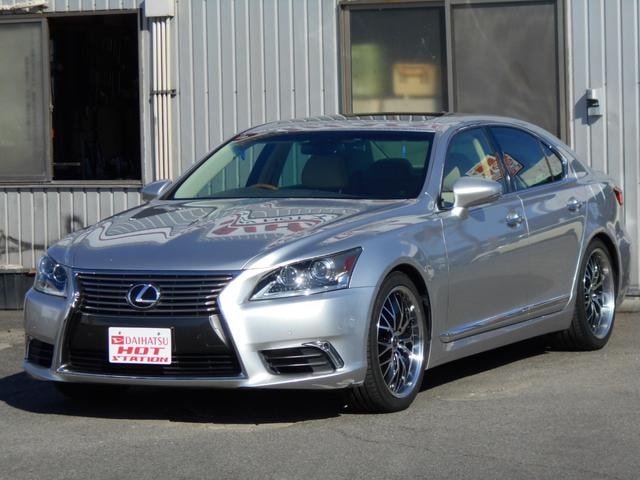 Lexus LS 2014 — фото автомобиля 1